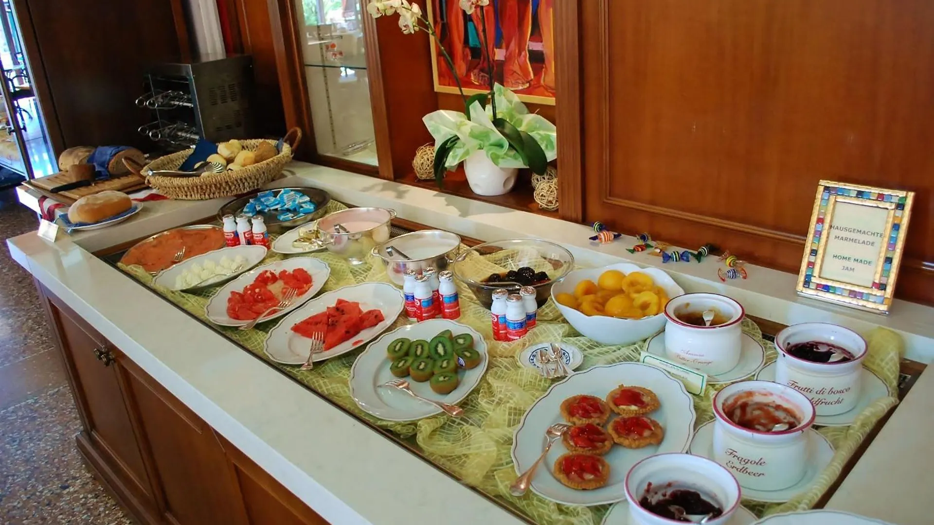 ****  Villa Madrina Lovely And Dynamic Hotel Garda  Italy